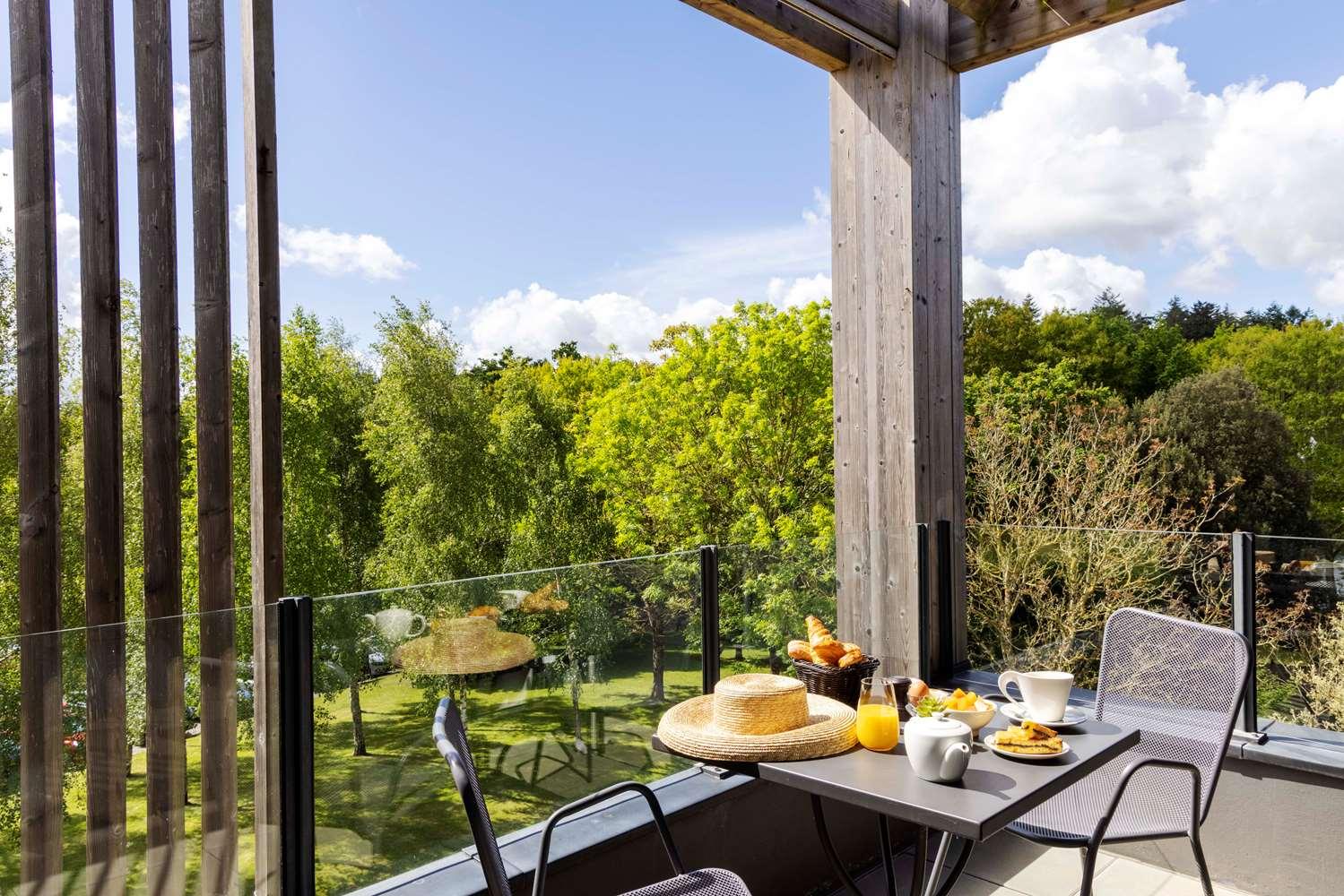 Best Western Plus Le Roi Arthur Hotel & Spa Ploermel Luaran gambar